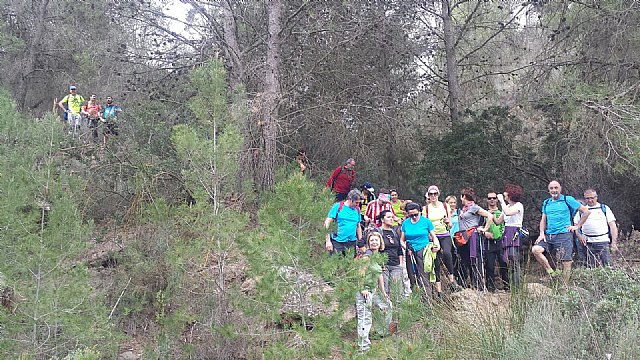 El Club Senderista de Totana organiz una ruta a la Sierra de Almenara para ascender a la cima del Talayn - 10