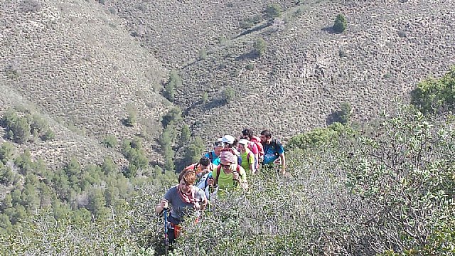 El Club Senderista de Totana organiz una ruta a la Sierra de Almenara para ascender a la cima del Talayn - 13