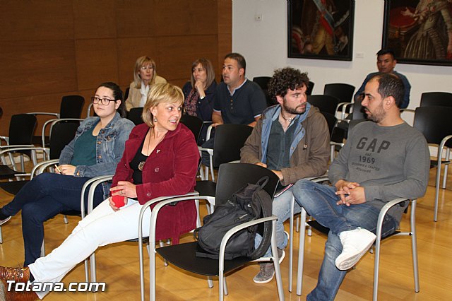 Ayuntamiento y Cabildo promueven una campaña de captacin de fondos y alimentos para los damnificados del terremoto de Ecuador - 12