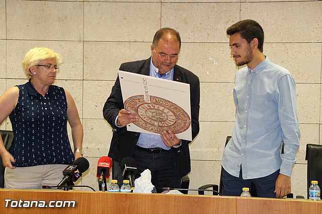 Recepcin institucional al joven totanero Pedro Antonio Garca Tudela - 12