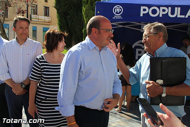 El secretario general del PP regional y presidente de la Comunidad, Pedro Antonio Snchez, mantuvo un encuentro con afiliados y simpatizantes en Totana - 15