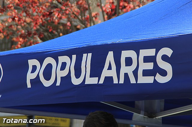 El secretario general del PP regional y presidente de la Comunidad, Pedro Antonio Snchez, mantuvo un encuentro con afiliados y simpatizantes en Totana - 21