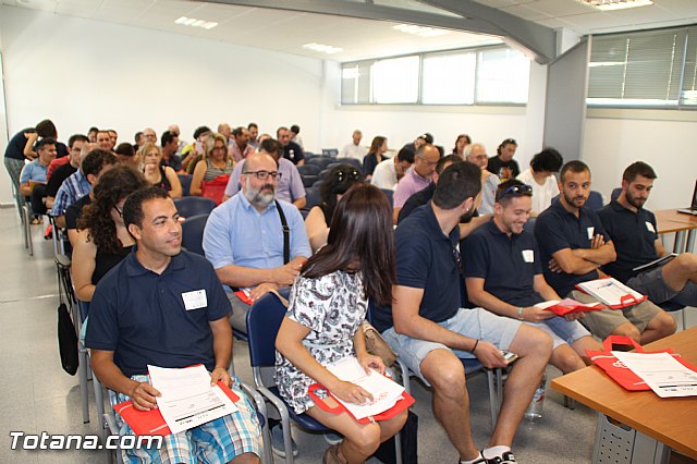 Cerca de 80 personas participan en el Taller de CECARM sobre 