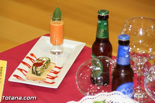 Se presenta la VIII Ruta de la Tapa, Cctel y Postres por Totana - 6