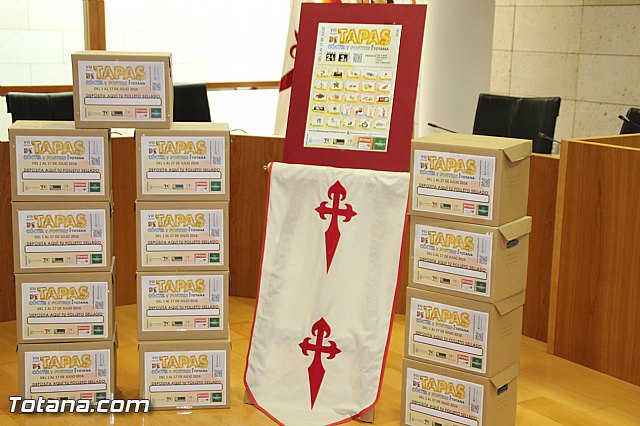 Se presenta la VIII Ruta de la Tapa, Cctel y Postres por Totana - 12