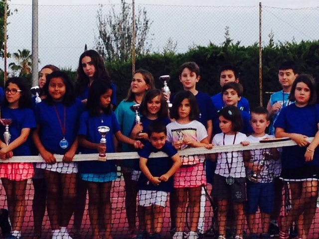 Finalizan las clases en la escuela de tenis Kuore del curso 2015-2016 - 16