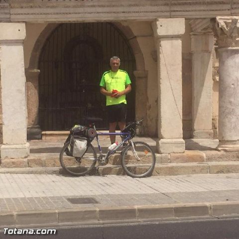Julin Larroya peregrina de Totana a Mrida recorriendo ms de 700 km por su devocin a Santa Eulalia - 12