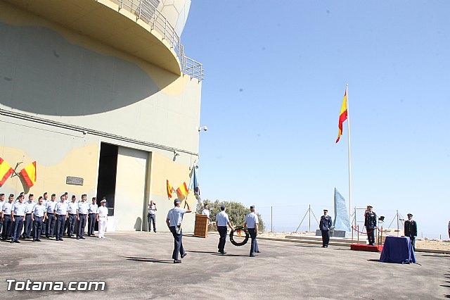 El Comandante del Cuerpo General del Ejrcito del Aire Juan Carlos Giz toma posesin de la Jefatura del Escuadrn del EVA 13 - 1