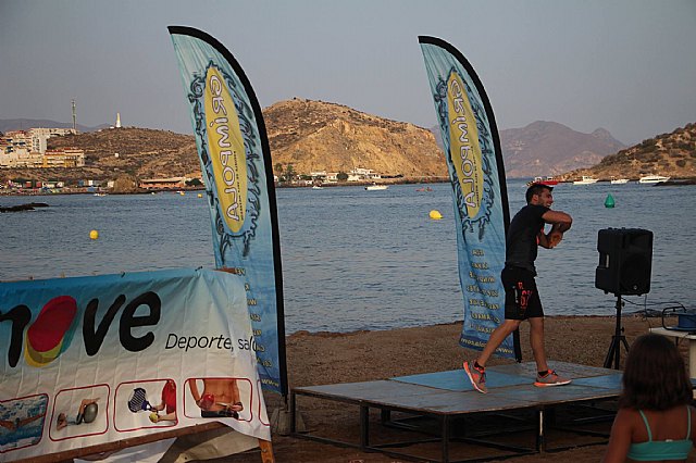 Move organiz una exhibicin de Combat en las playas de Mazarrn - 2