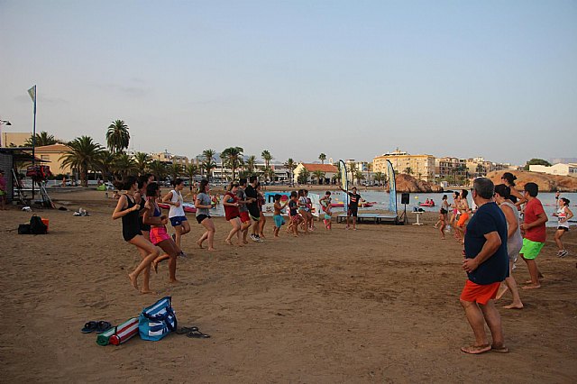 Move organiz una exhibicin de Combat en las playas de Mazarrn - 11