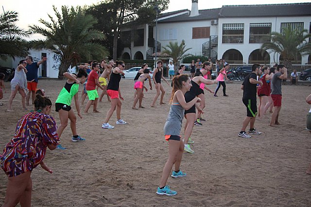 Move organiz una exhibicin de Combat en las playas de Mazarrn - 21