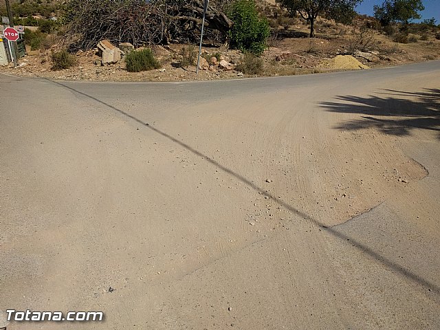 Comienza el plan de choque para parchear los caminos rurales con ms necesidades del municipio - 6