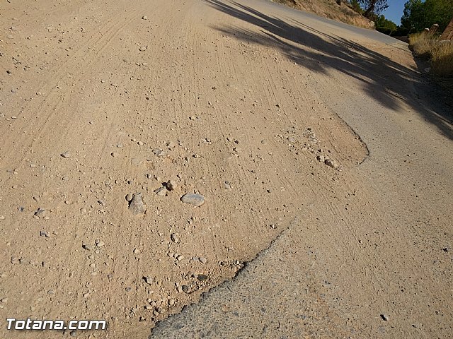 Comienza el plan de choque para parchear los caminos rurales con ms necesidades del municipio - 7