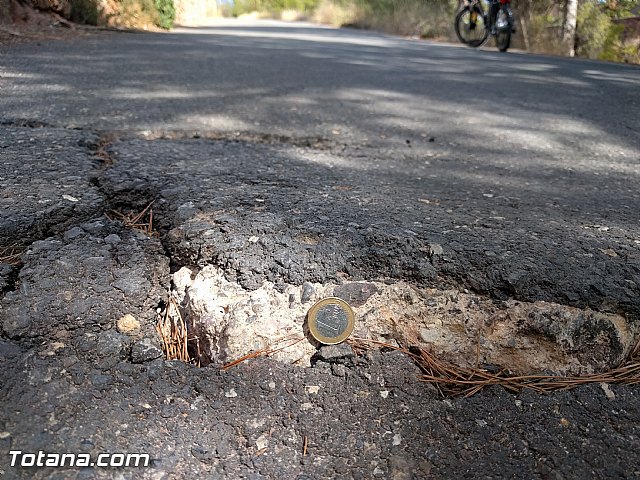Comienza el plan de choque para parchear los caminos rurales con ms necesidades del municipio - 12