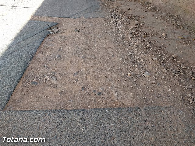 Comienza el plan de choque para parchear los caminos rurales con ms necesidades del municipio - 15