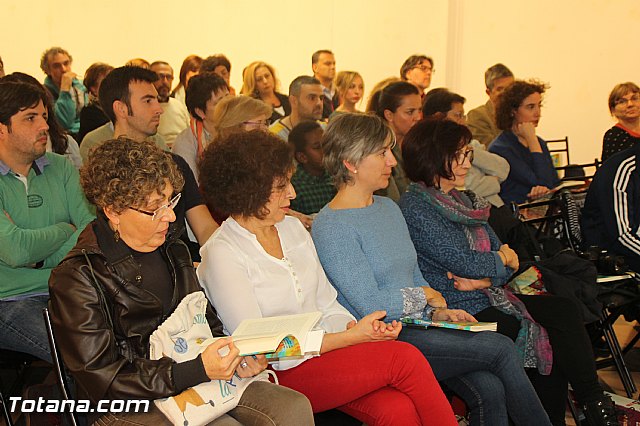 Se presenta el libro 