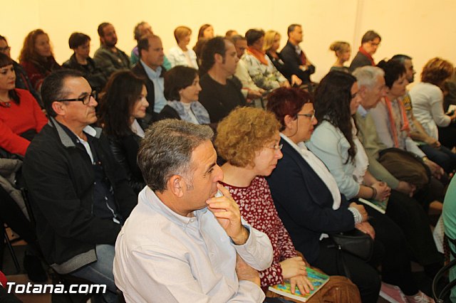 Se presenta el libro 