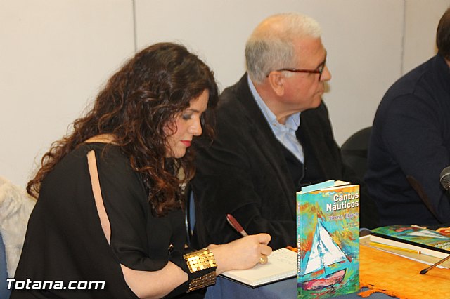 Se presenta el libro 