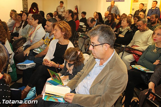 Se presenta el libro 