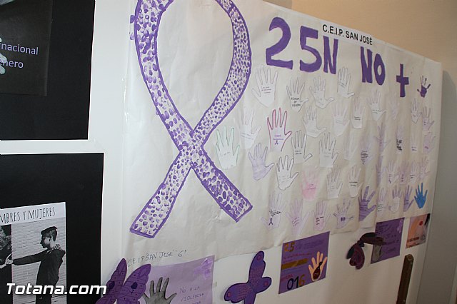 Organizan una marcha, una performance y la lectura de manifiesto mañana viernes, 25-N - 23