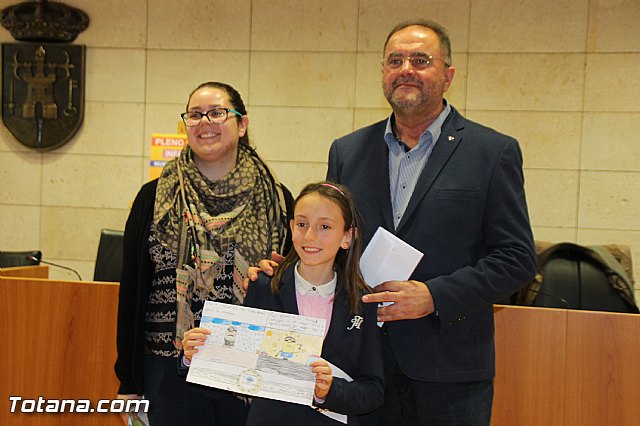 Entregan los premios del XIV Concurso de Dibujo sobre los Derechos del Niño - 2