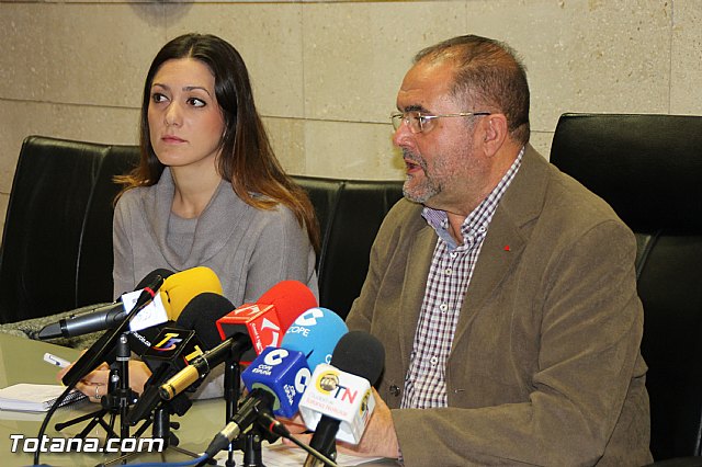 Profesionales implicados en la lucha contra la violencia de gnero se renen en Totana - 2