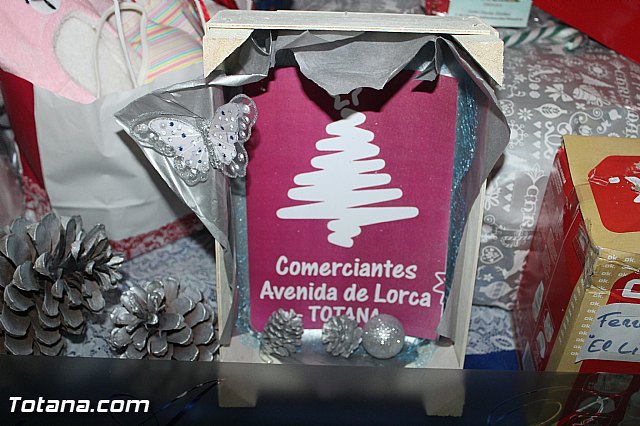 Se sortea la macrocesta de los comerciantes de la Avenida de Lorca - 7