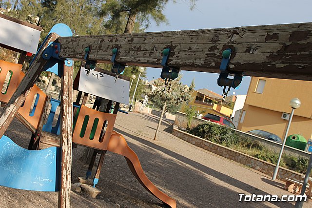 Invertirn ms de 6000 euros en la rehabilitacin del jardn Diego Manzano, en el barrio de la Era Alta - 11