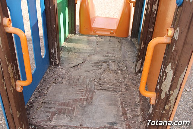 Invertirn ms de 6000 euros en la rehabilitacin del jardn Diego Manzano, en el barrio de la Era Alta - 22