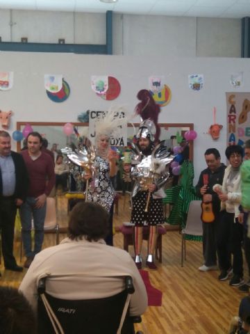 La Musa y Don Carnal visitaron la residencia de 