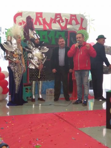 La Musa y Don Carnal visitaron la residencia de 