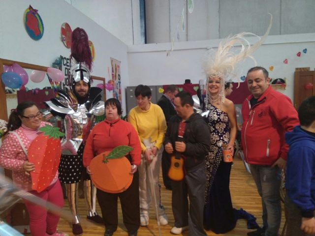 La Musa y Don Carnal visitaron la residencia de 