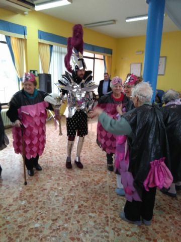 La Musa y Don Carnal visitaron la residencia de 