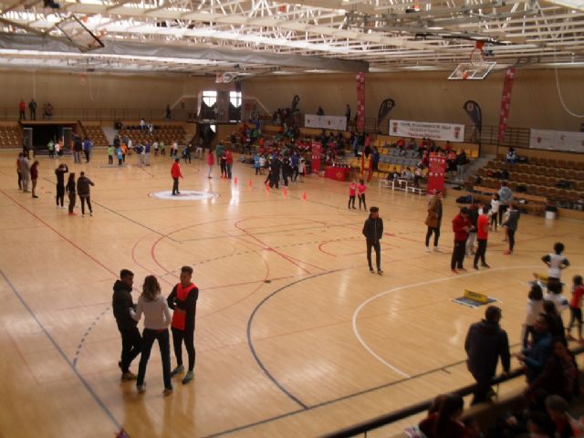 Los colegios Reina Sofa y La Cruz participaron en la Final Regional de Jugando al Atletismo de Deporte Escolar, celebrada en Yecla - 1