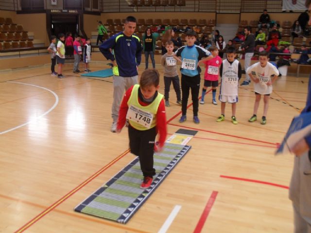 Los colegios Reina Sofa y La Cruz participaron en la Final Regional de Jugando al Atletismo de Deporte Escolar, celebrada en Yecla - 10