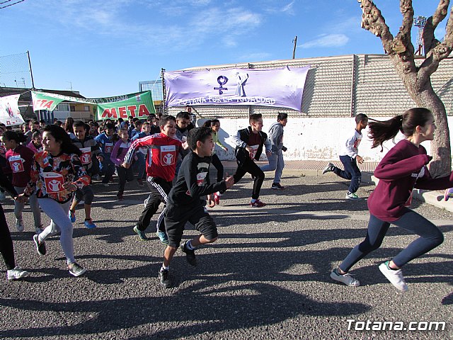 El IES Prado Mayor colabora con la ONG Save the Children en la carrera solidaria educativa 