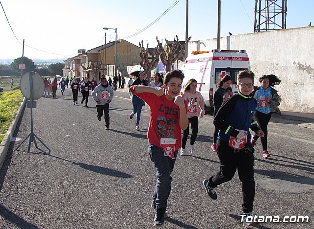 El IES Prado Mayor colabora con la ONG Save the Children en la carrera solidaria educativa 