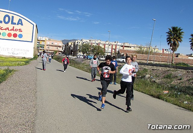 El IES Prado Mayor colabora con la ONG Save the Children en la carrera solidaria educativa 