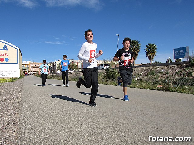 El IES Prado Mayor colabora con la ONG Save the Children en la carrera solidaria educativa 