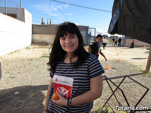 El IES Prado Mayor colabora con la ONG Save the Children en la carrera solidaria educativa 