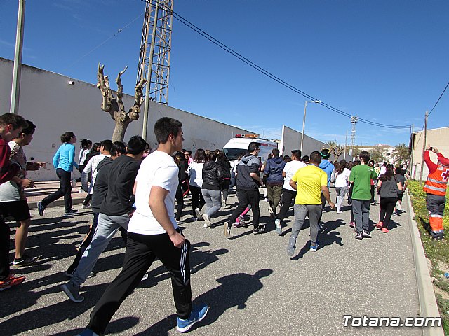 El IES Prado Mayor colabora con la ONG Save the Children en la carrera solidaria educativa 