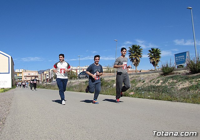 El IES Prado Mayor colabora con la ONG Save the Children en la carrera solidaria educativa 
