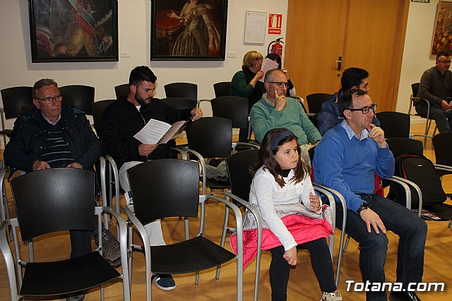 El Ayuntamiento edita un programa de mano con los actos y procesiones de la Semana Santa del 2017 - 4