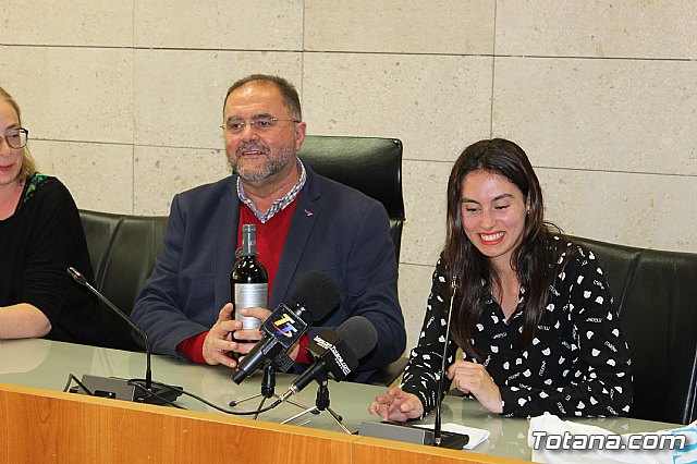 Dos jvenes europeas han concluido hoy sus prcticas formativas en el Ayuntamiento de Totana, en el marco del programa 