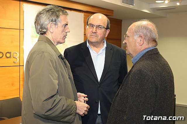 Segn el catedrtico Gonzlez-Varas: 