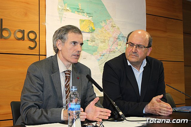 Segn el catedrtico Gonzlez-Varas: 