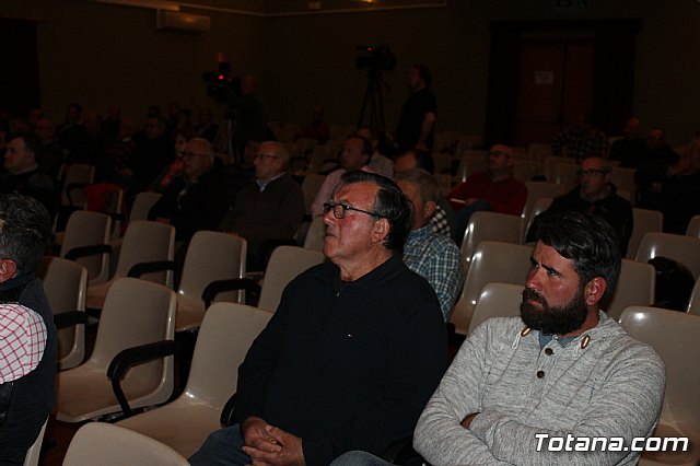 Ms de medio centenar de afectados participaron en la charla informativa sobre las ayudas en cultivos con estructuras de proteccin dañados por el ltimo temporal de nieve - 4