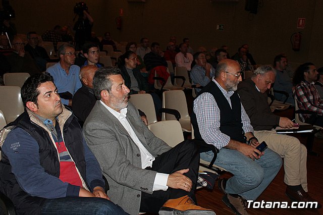 Ms de medio centenar de afectados participaron en la charla informativa sobre las ayudas en cultivos con estructuras de proteccin dañados por el ltimo temporal de nieve - 13