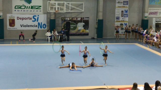 Excelente estreno del club Rtmica Totana, que logr el oro en todas sus categoras en el XI Campeonato interescuelas Ciudad de Lorca - 4