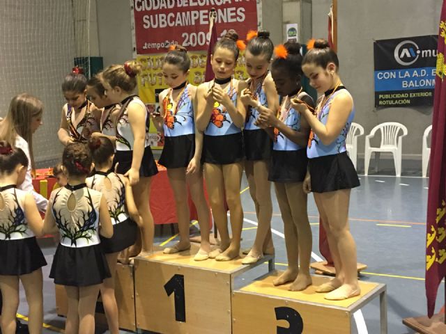 Excelente estreno del club Rtmica Totana, que logr el oro en todas sus categoras en el XI Campeonato interescuelas Ciudad de Lorca - 17
